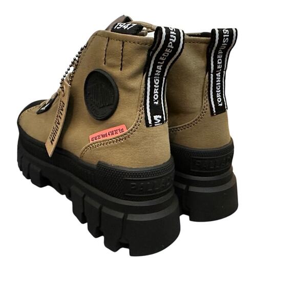 Palladium Revolt Hi TX Women’s Boots Olive Green Size 7 Lug Sole Canvas High Top - Picture 4 of 7